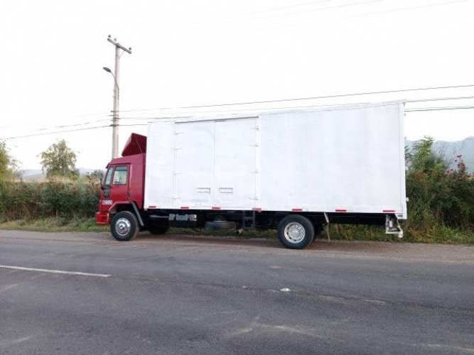 Ford cargo 1722e conversable