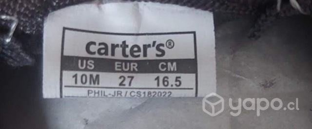 Zapatos de niño nuevos