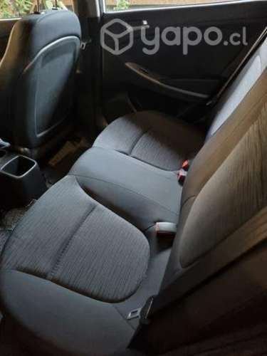 Hyundai accent 2015