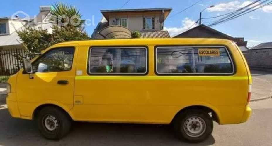 Furgoneta Kia Besta 2.7 - Año 2005