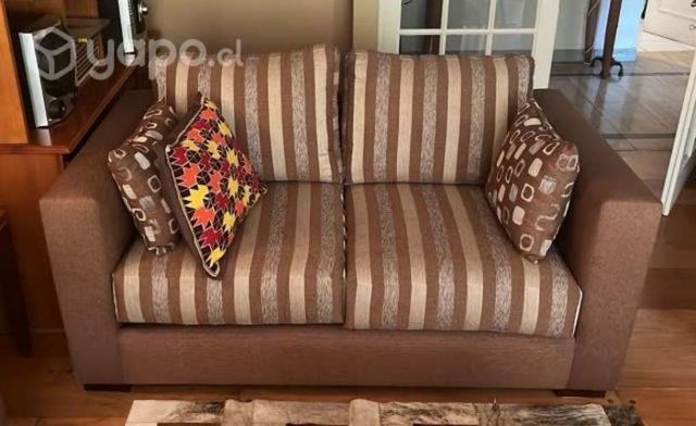 Sofá 2 cuerpos, retiro en Vitacura