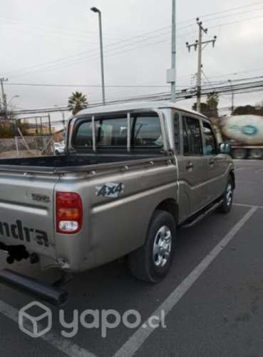 Mahindra Pickup 4x4 Año 2.013