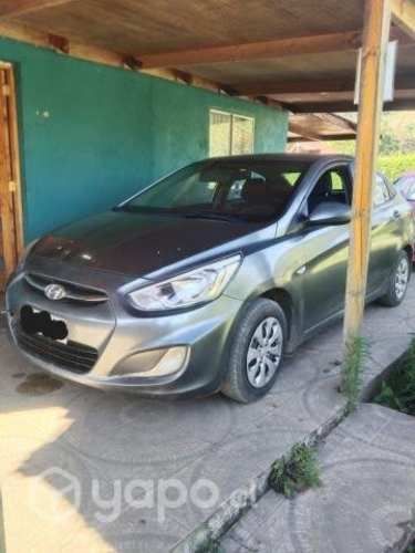 Hyundai accent 2015