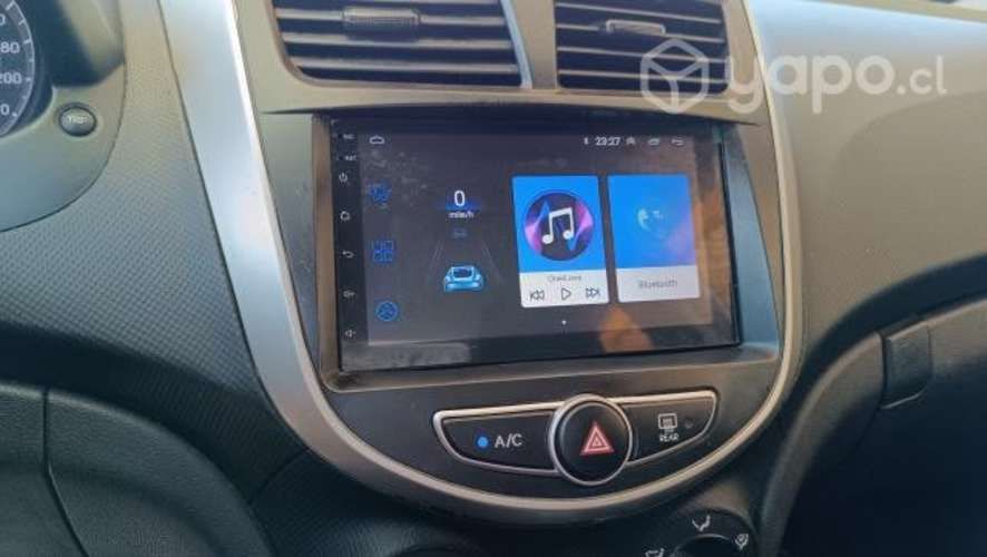 Hyundai accent sedan automático Excelente estado