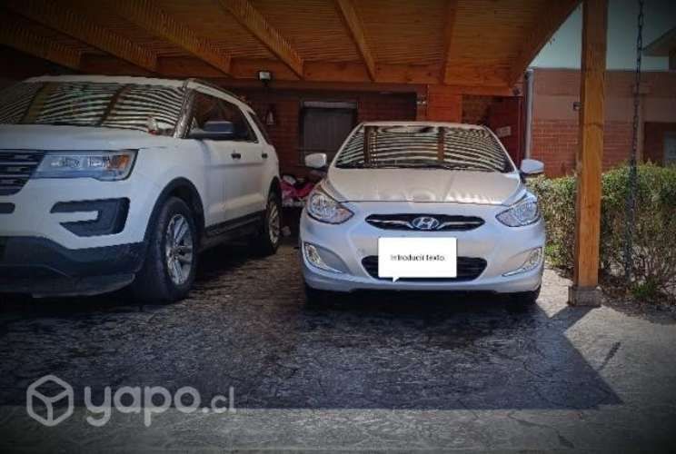 Hyundai accent sedan automático Excelente estado