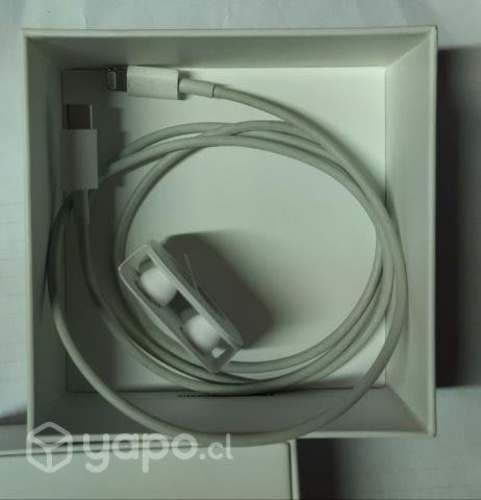 Audífonos Apple AirPods Pro MagSafe white
