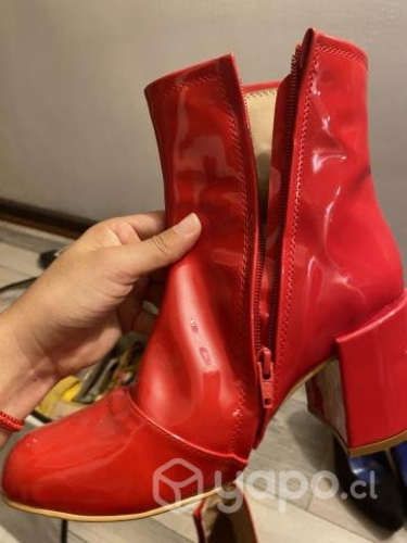 Zapato bota rojo charol