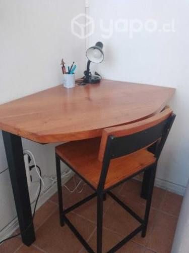 Escritorio de madera