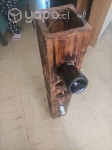 Porta vinos de madera