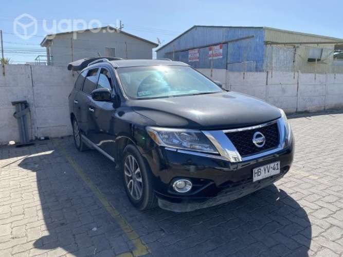 Nissan pathfinder 2015
