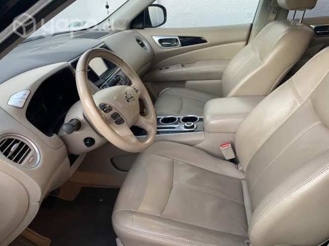 Nissan pathfinder 2015