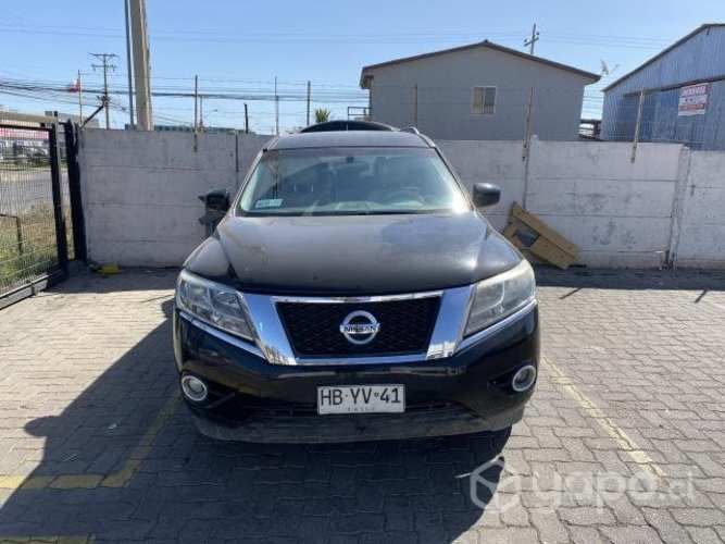 Nissan pathfinder 2015