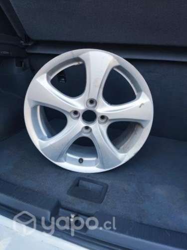 Llanta Aro 16 seminueva