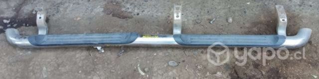 Pisadera Derecha Detalle (MBD032) Mazda BT50 2.2