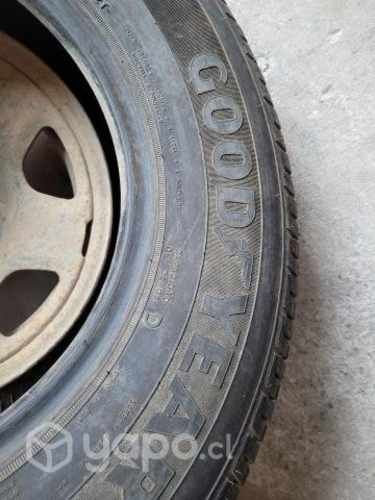 Neumatico para camiontea