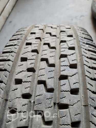 Neumatico para camiontea