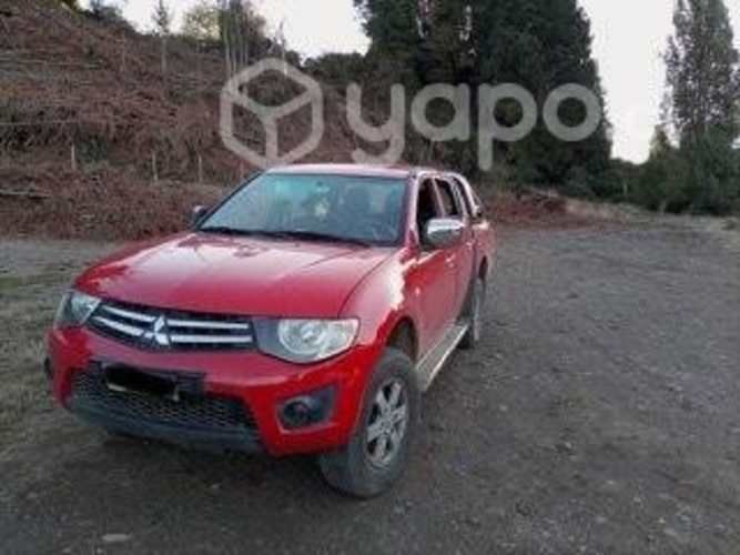 Mitsubishi l200 2015