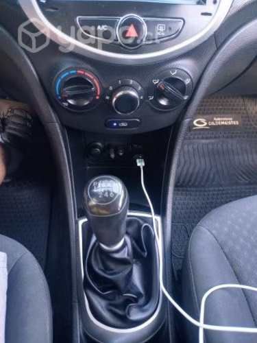 Hyundai Acent 2015