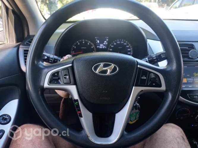 Hyundai Acent 2015