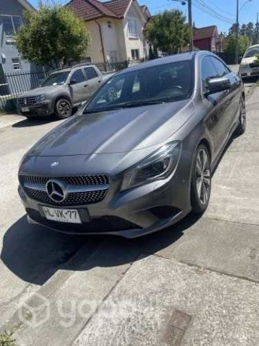 Mercedes Benz Cla 180 automático