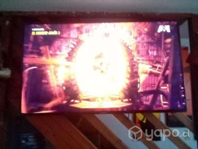 Televisor Smart TV y dispensador