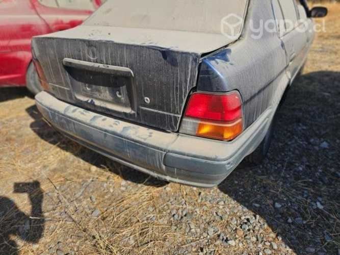 Parachoque trasero toyota tercel 1995