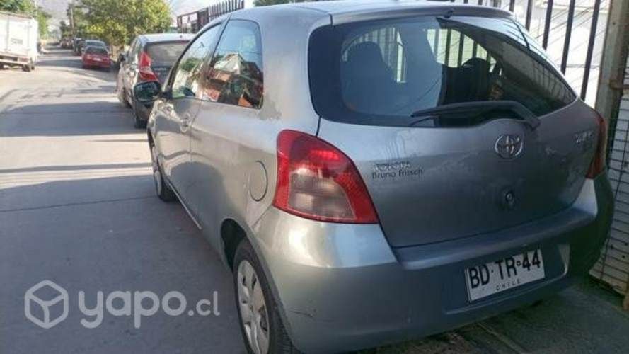 Toyota Yaris 1.3 2008