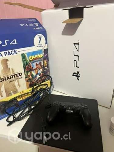 Play PS4 casi nueva