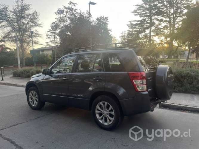 Suzuki grand nomade glx 4x4 / 2.4 / 2016