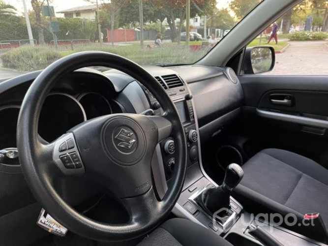 Suzuki grand nomade glx 4x4 / 2.4 / 2016