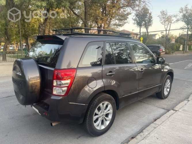 Suzuki grand nomade glx 4x4 / 2.4 / 2016