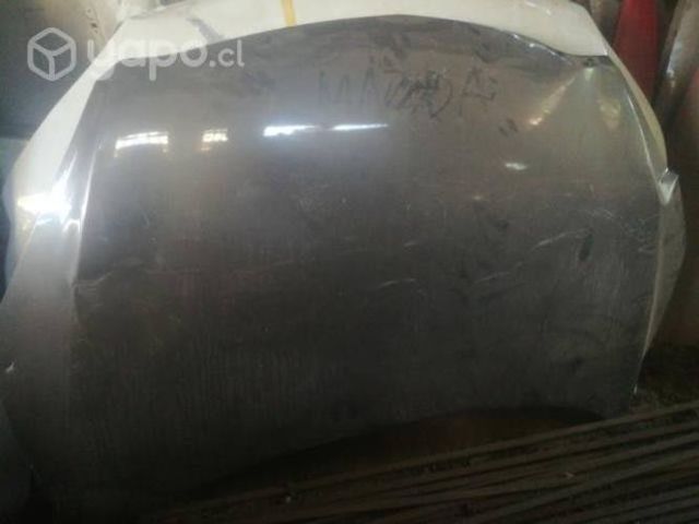 Capot mazda 
