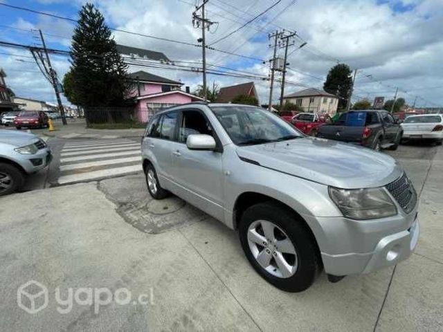 Suzuki grand nomade 2012