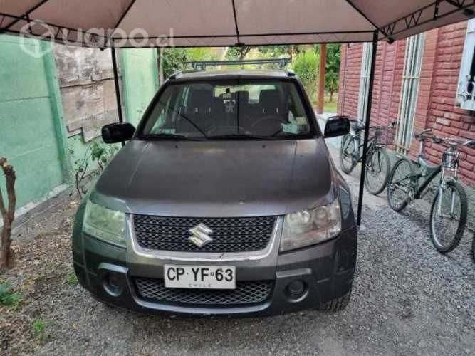 Suzuki grand nomade 2010