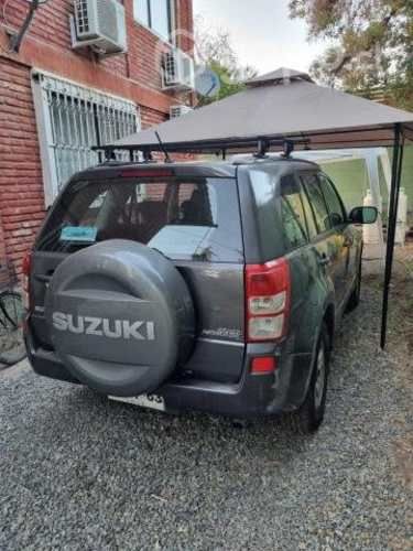 Suzuki grand nomade 2010