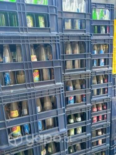 150 cajas de bebidas CCU de 350cc