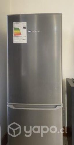 Refrigerador mademsa 166L
