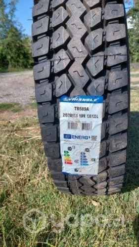 Neumáticos nuevos 215/75 R17.5 TRIANGLE