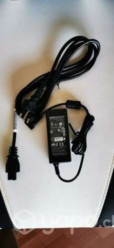 Fuente de poder o Cargador para monitor Hp