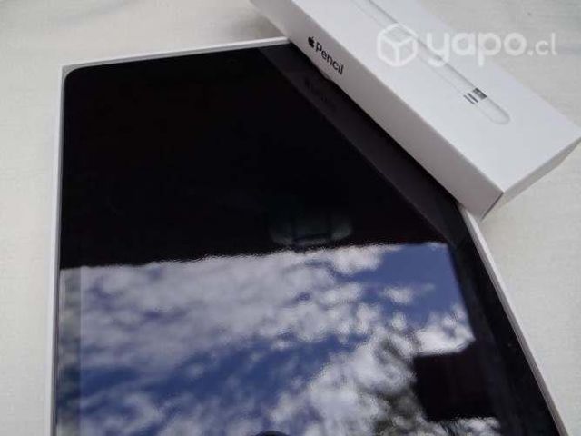 IPad 9a generación como nuevo + Accesorios