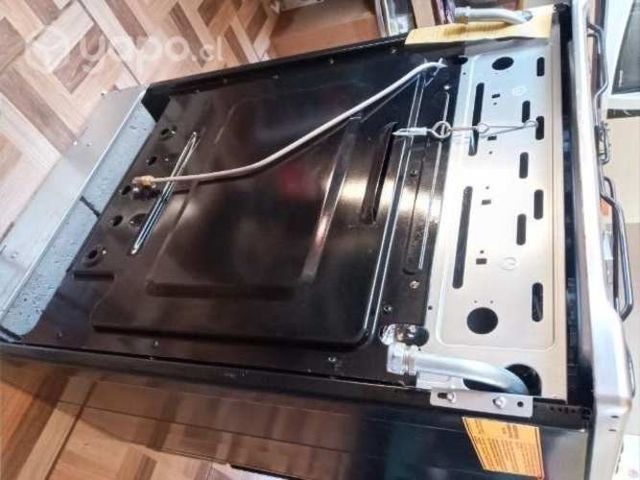 Cocina , 1 mes de uso , impecable por cambio cas