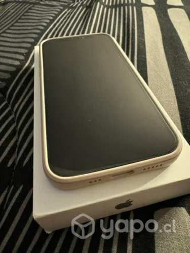 Se vende iPhone 12, batería 80%