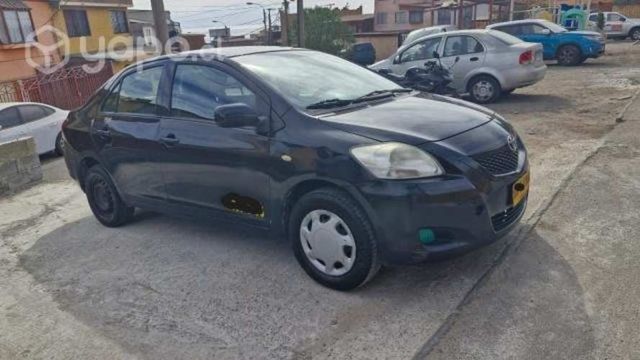 Taxi colectivo TOYOTA YARIS 2012