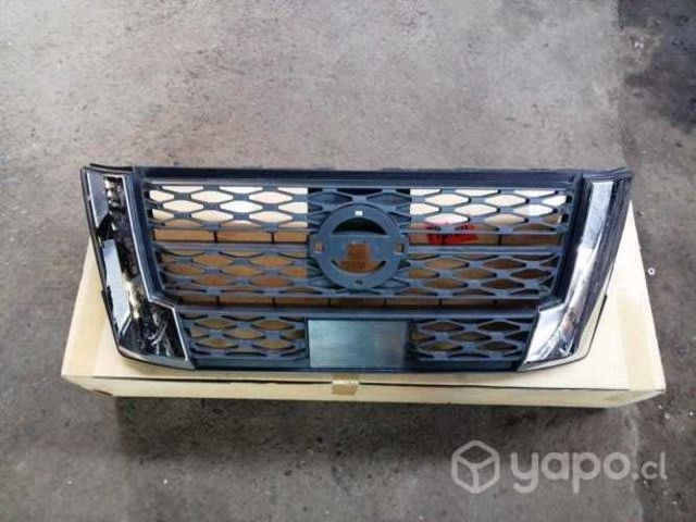 Mascara nissan navara-np300 nueva original