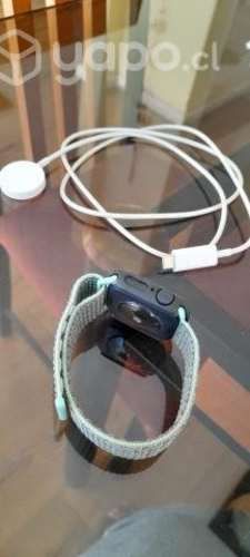 Smartwatch Apple segunda generación casi nuevo