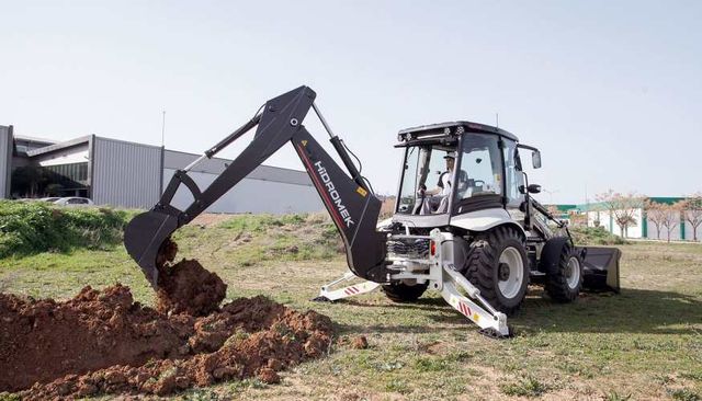 Arriendo retroexcavadora Santo Domingo San Antonio