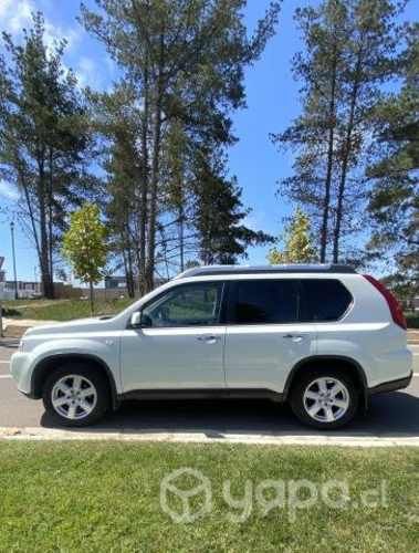 Nissan x-trail 2011