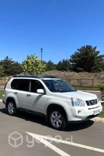 Nissan x-trail 2011