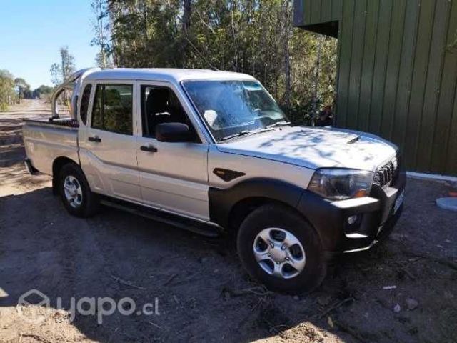 Camioneta Mahindra