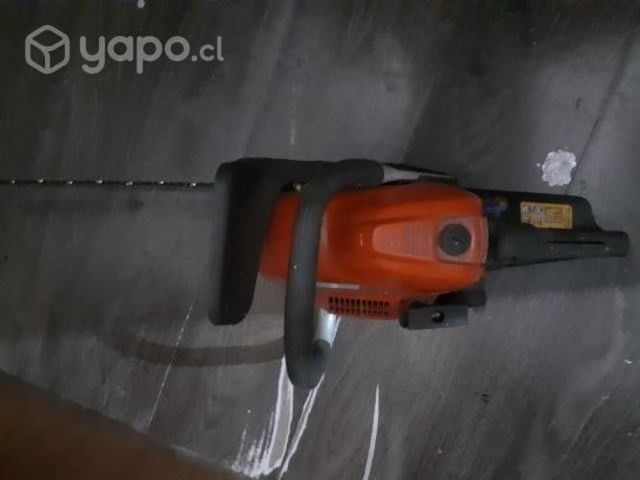 Motosierra husqvarna 210